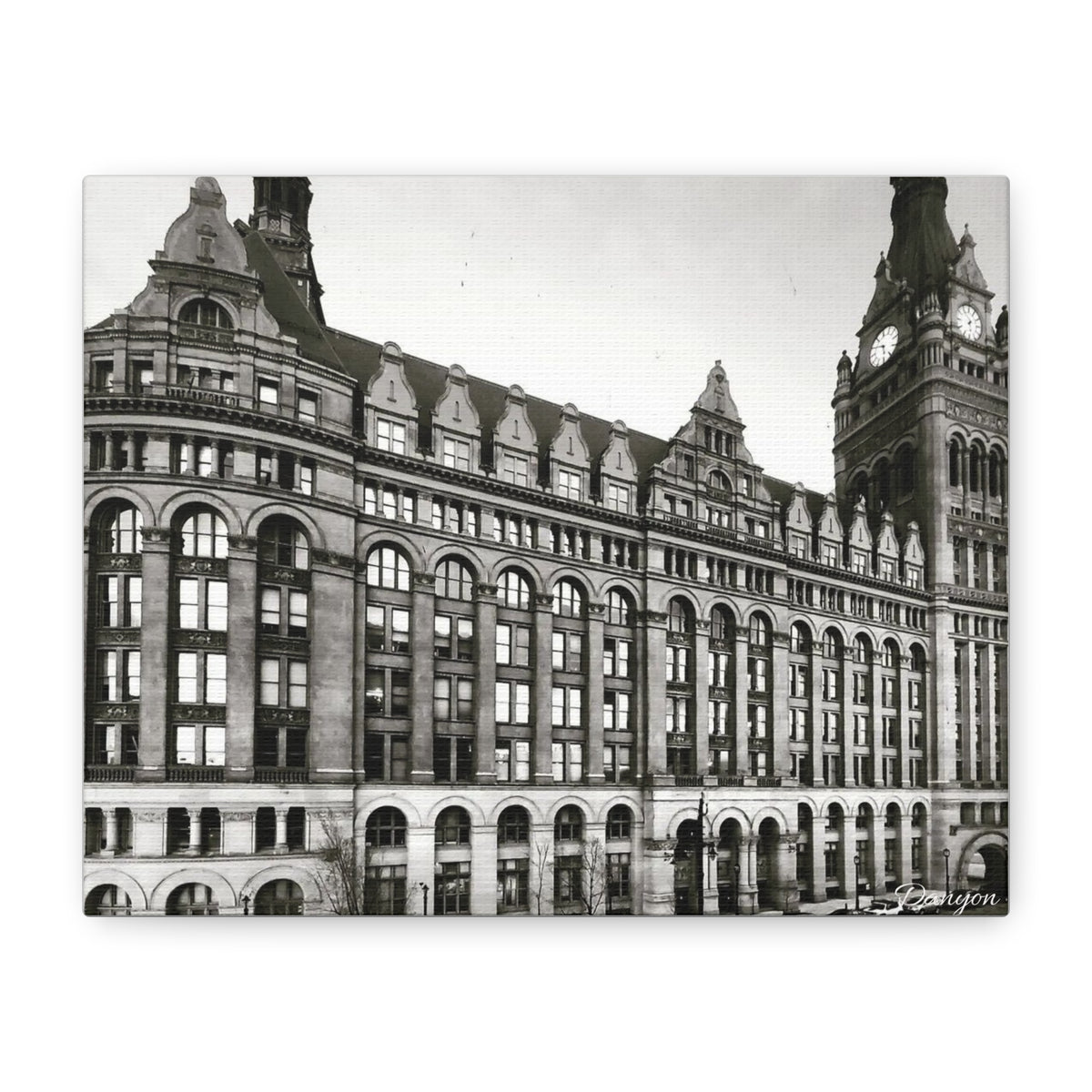 Vintage Architecture Milwaukee Matte Canvas Print – Stretched 1.25"