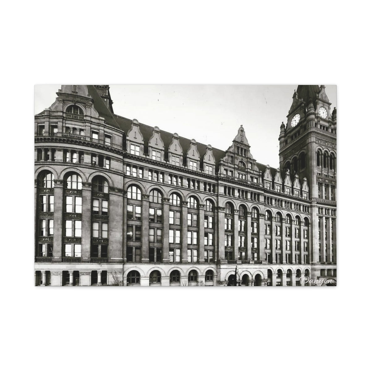Vintage Architecture Milwaukee Matte Canvas Print – Stretched 1.25"